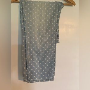 Chicos Platinum crops/ peddle pushers